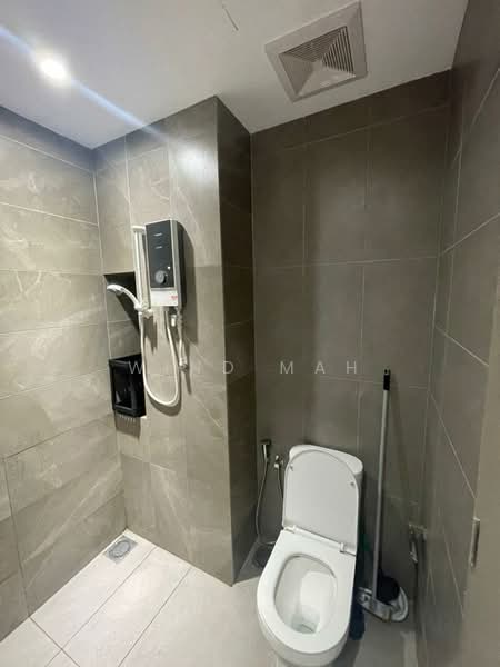 Service Residence for Sale at Mossaz @ Empire City - Wind Mah - Bathroom - PropertyGuru.com.my