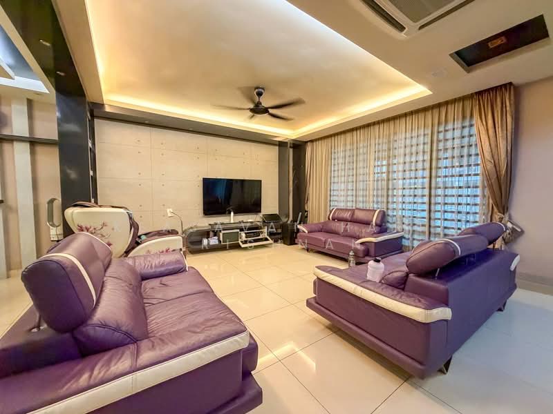 2.5-storey Terraced House for Sale in Taman Suria Tropika (Seri Kembangan) - Keasavan Hari Krishnan - PropertyGuru.com.my