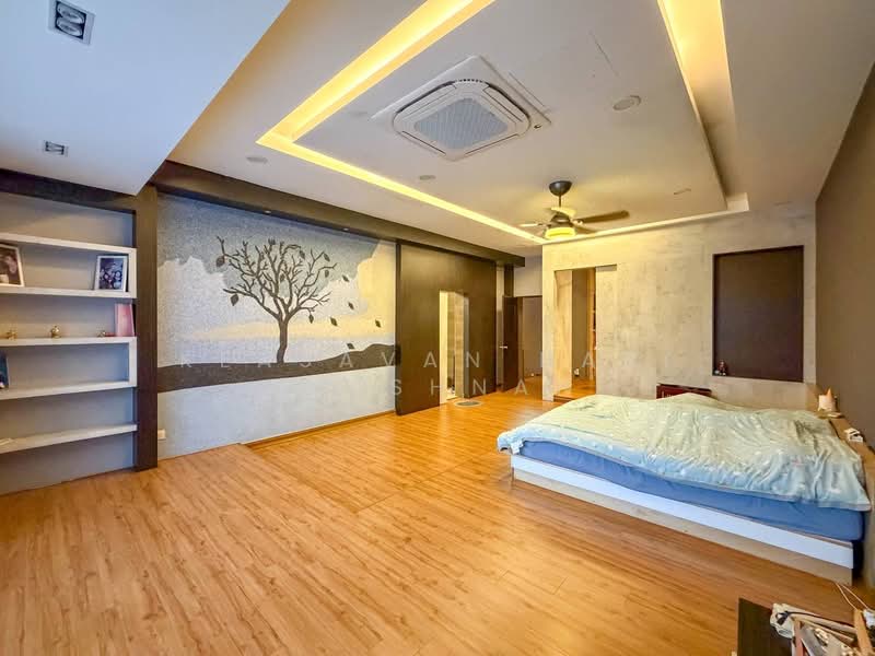 2.5-storey Terraced House for Sale in Taman Suria Tropika (Seri Kembangan) - Keasavan Hari Krishnan - PropertyGuru.com.my