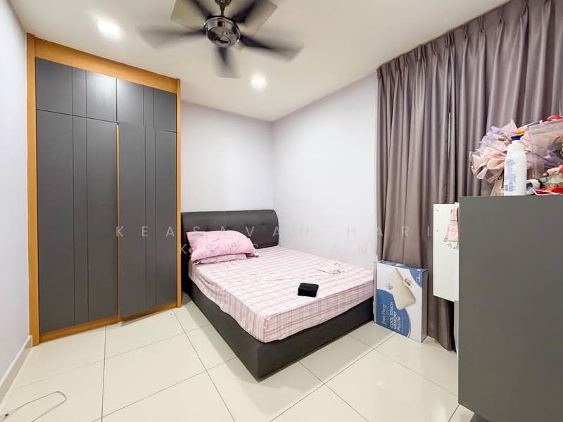 2.5-storey Terraced House for Sale in Taman Suria Tropika (Seri Kembangan) - Keasavan Hari Krishnan - PropertyGuru.com.my