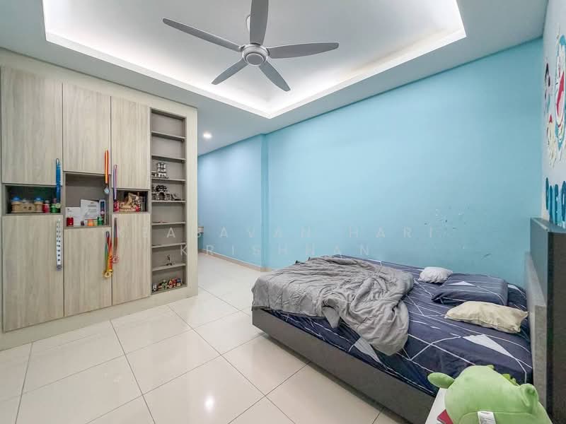2.5-storey Terraced House for Sale in Taman Suria Tropika (Seri Kembangan) - Keasavan Hari Krishnan - PropertyGuru.com.my