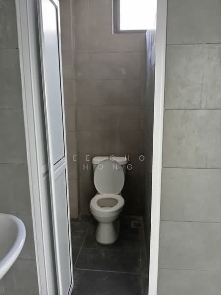 Kedai untuk Disewa di Taman Permai Jaya (Bukit Mertajam) - Yee Choi Hong - Bathroom - PropertyGuru.com.my