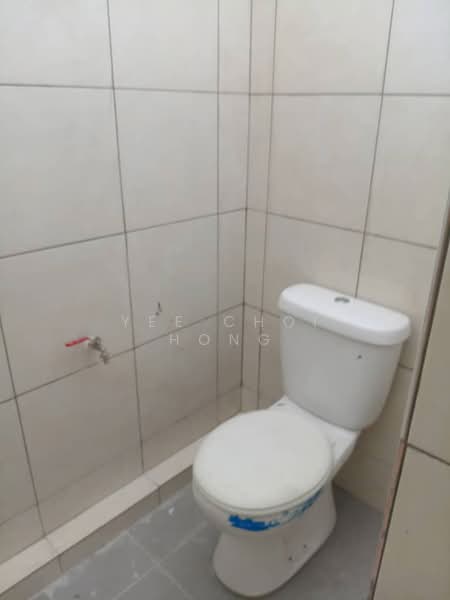 Kedai untuk Disewa di Taman Permai Jaya (Bukit Mertajam) - Yee Choi Hong - Bathroom - PropertyGuru.com.my
