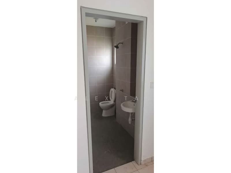 Rumah Teres 2 Tingkat untuk Dijual di Bandar Sri Sendayan (Negeri Sembilan) - Alex Tan - Bathroom - PropertyGuru.com.my