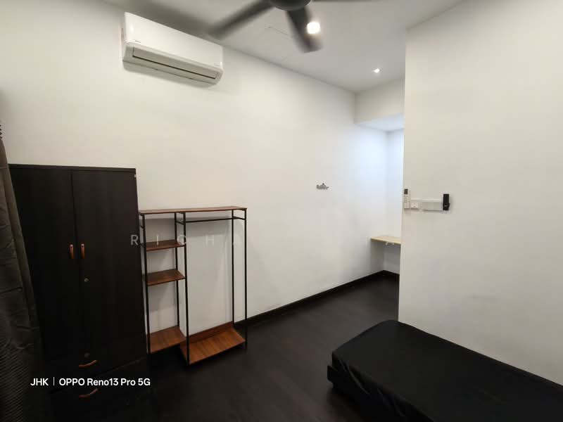 1.5-storey Terraced House for Sale in Taman Perling (Perling) - Richard Shai - Interior - PropertyGuru.com.my