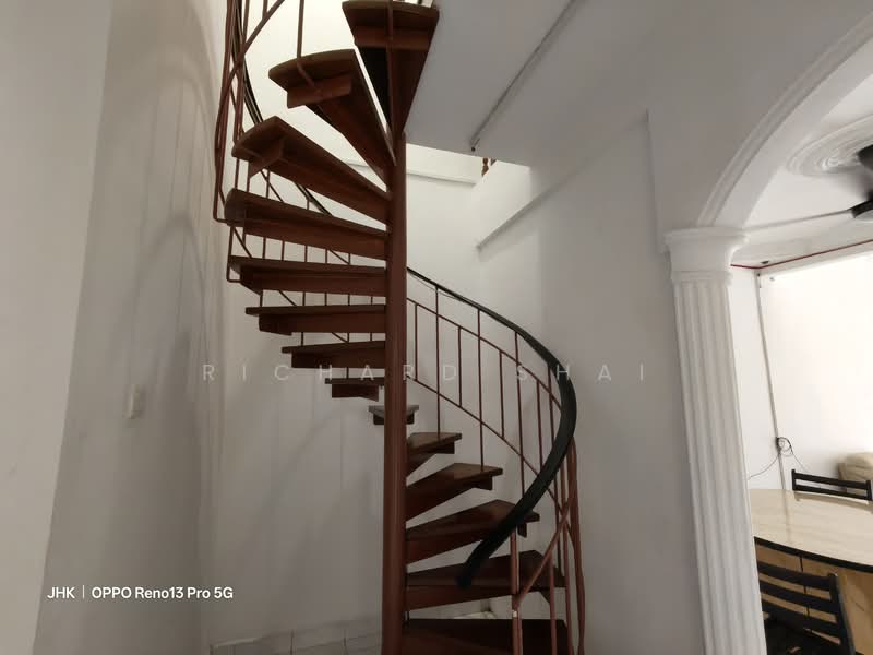 1.5-storey Terraced House for Sale in Taman Perling (Perling) - Richard Shai - Interior - PropertyGuru.com.my
