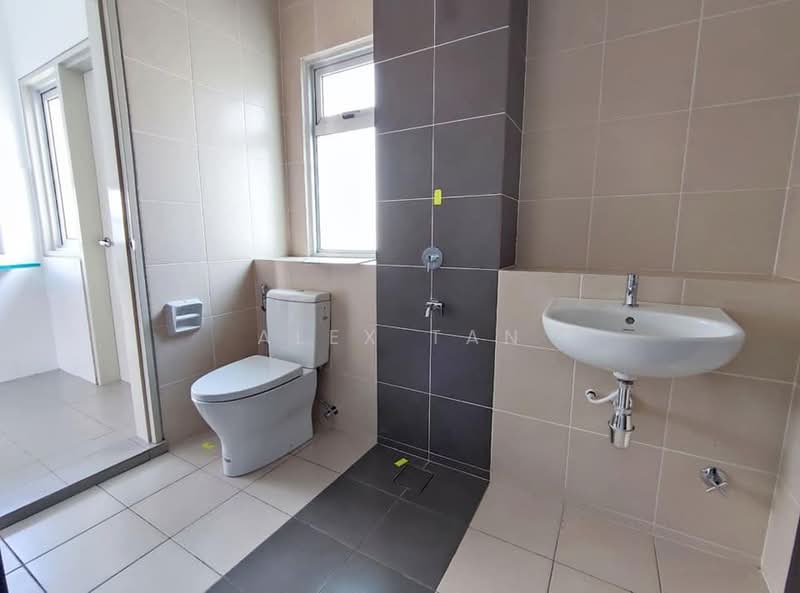 Rumah Teres 2 Tingkat untuk Dijual di Bandar Sri Sendayan (Negeri Sembilan) - Alex Tan - Bathroom - PropertyGuru.com.my