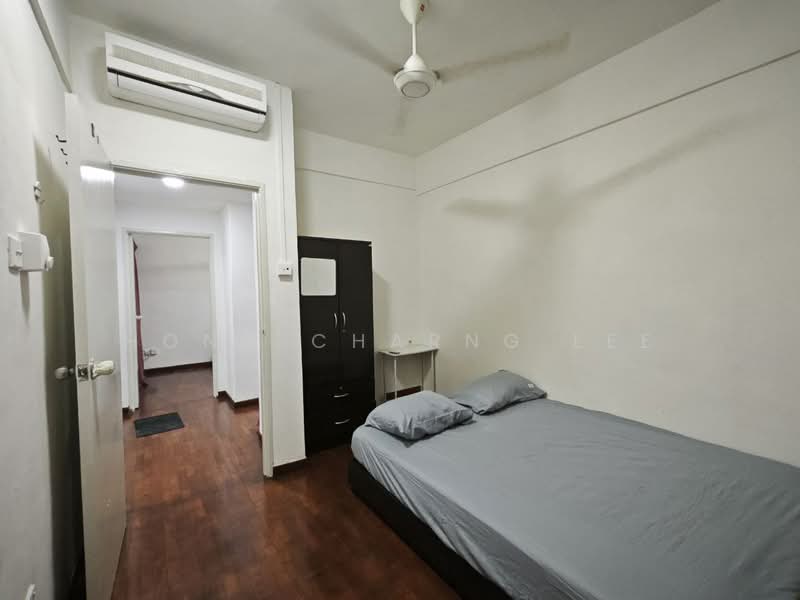 Apartment for Rent at Bayu Puteri 2 - Hong Charng Lee - Bedroom - PropertyGuru.com.my