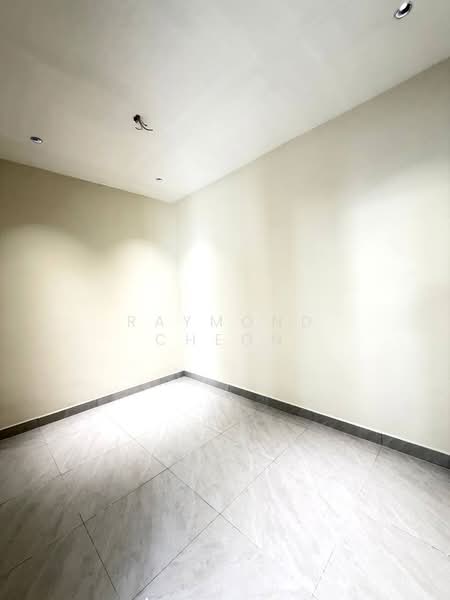 Rumah Berkembar untuk Dijual di Taman Megah Ria (Masai) - Raymond Cheon - PropertyGuru.com.my