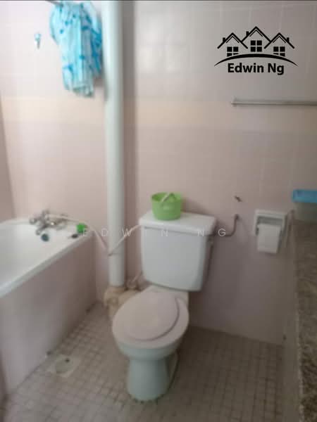 Apartment for Sale at Mutiara Perdana - Edwin Ng - Bathroom - PropertyGuru.com.my