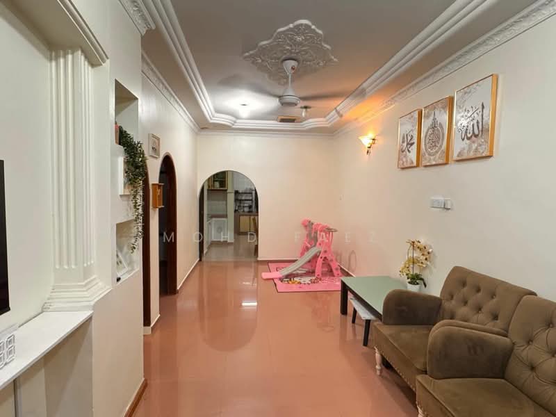 Rumah Teres 1 Tingkat untuk Dijual di Taman Sri Bayu (Mersing) - Mohd Faez - Living Room - PropertyGuru.com.my