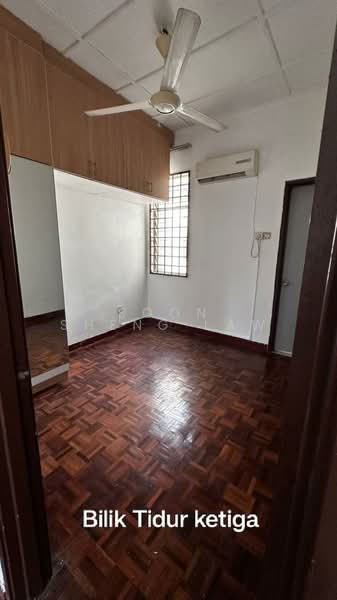Rumah Teres 2 Tingkat untuk Dijual di Bandar Seri Putra (Bangi) - Soon Sheng Law - Bedroom - PropertyGuru.com.my