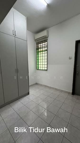 Rumah Teres 2 Tingkat untuk Dijual di Bandar Seri Putra (Bangi) - Soon Sheng Law - Bedroom - PropertyGuru.com.my
