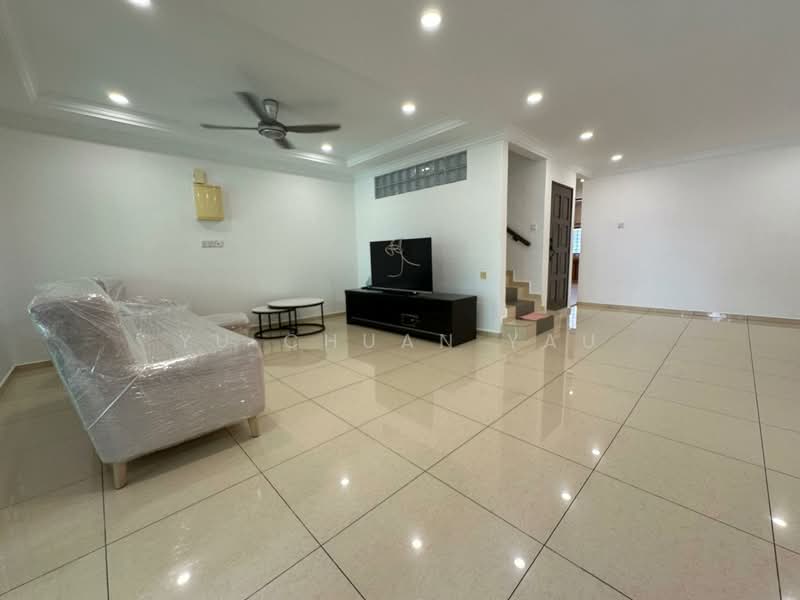 2-storey Terraced House for Sale in Kampung Lapan (Melaka City) - Yu Chuan Yau - Living Room - PropertyGuru.com.my
