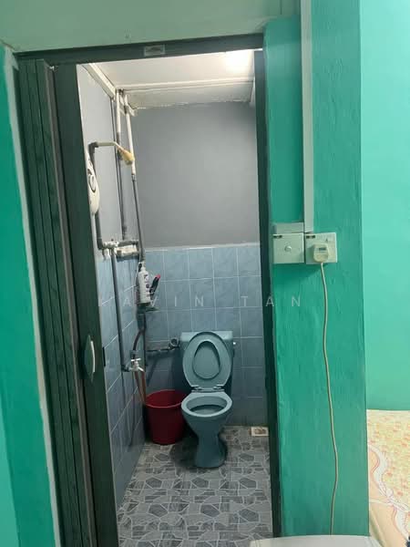 Rumah Teres 1 Tingkat untuk Dijual di Johor Bahru (Johor) - Kavin Tan - Bathroom - PropertyGuru.com.my