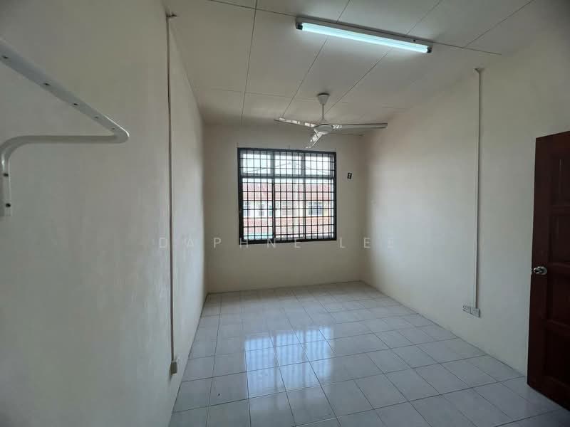 2-storey Terraced House for Rent in Taman Puteri Wangsa (Ulu Tiram) - Daphne Lee - Interior - PropertyGuru.com.my