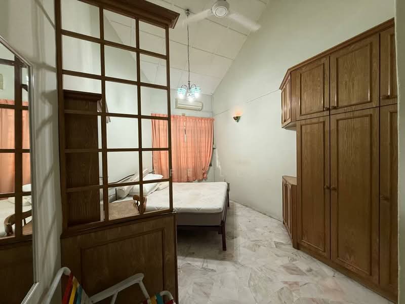 1-storey Terraced House for Sale in Bandar Baru Uda (Johor Bahru) - Jeff Lee - Bedroom - PropertyGuru.com.my