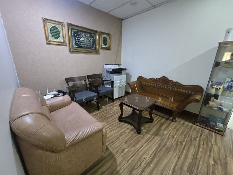 Shop / Office for Rent in Bandar Baru Bangi (Selangor) - Atikah Azman - Interior - PropertyGuru.com.my