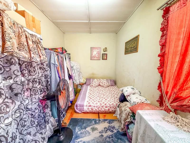 Rumah Teres 2 Tingkat untuk Dijual di Taman Bukit Anggerik (Cheras) - Atikah Azman - Bedroom - PropertyGuru.com.my