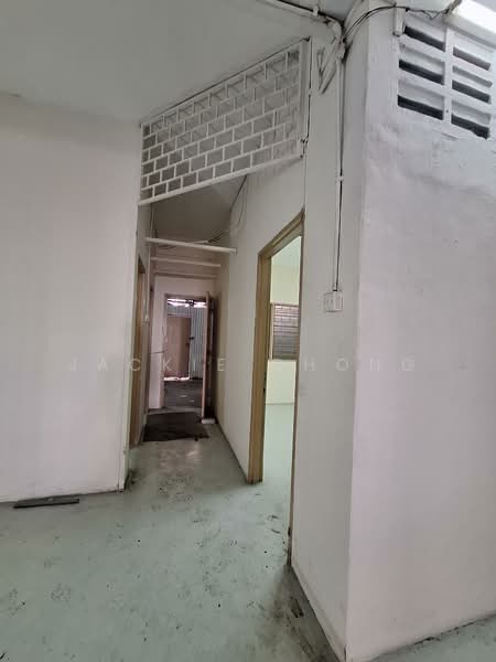 Kedai untuk Dijual di Kuchai Lama (Kuala Lumpur) - Jackie Chong - Interior - PropertyGuru.com.my
