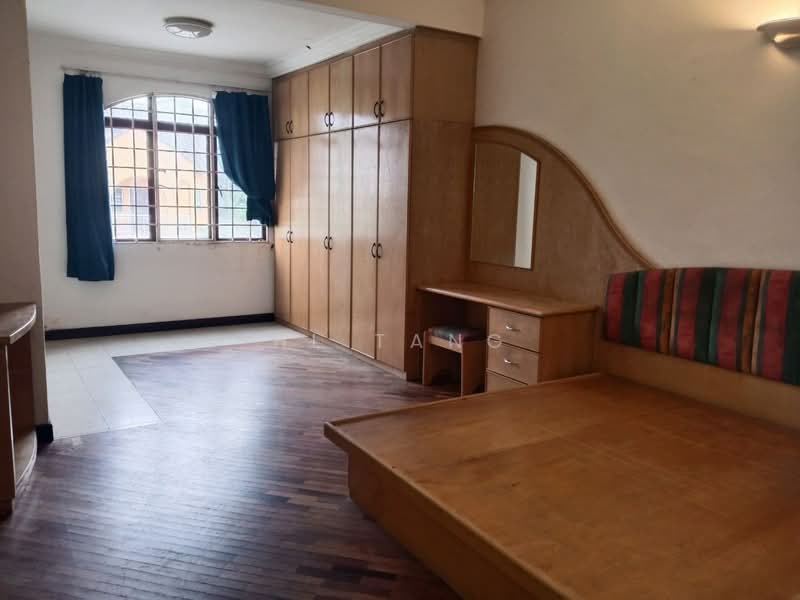 Rumah Teres 2 Tingkat untuk Dijual di Usj 18 (Subang Jaya) - HL Tang - Bedroom - PropertyGuru.com.my