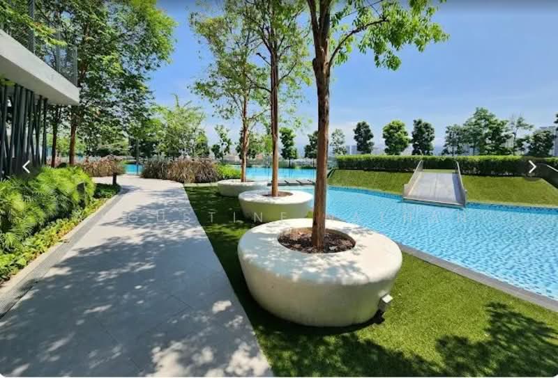 Servis Apartment untuk Dijual di The Era @ Duta North - Augustine Nathan - Pool - PropertyGuru.com.my