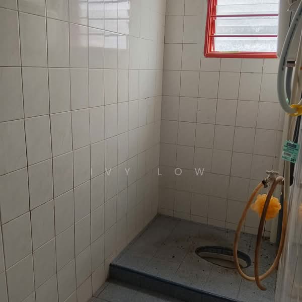 Rumah Teres 1 Tingkat untuk Dijual di Taman Aman (Senai) - Ivy Low - Bathroom - PropertyGuru.com.my