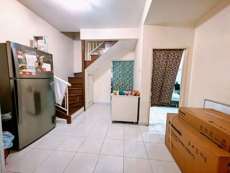 1-storey Terraced House for Sale in Taman Seri Austin (Tebrau) - Jeff Lee - Interior - PropertyGuru.com.my