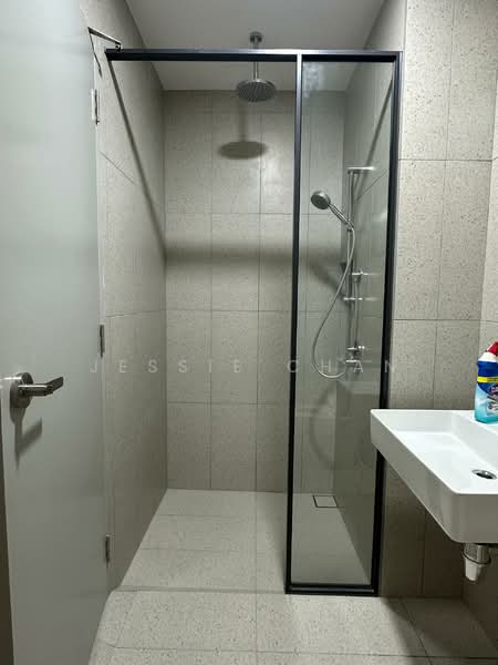 Servis Apartment untuk Disewa di Alira @ Metropark Subang - Jessie Chan - Bathroom - PropertyGuru.com.my