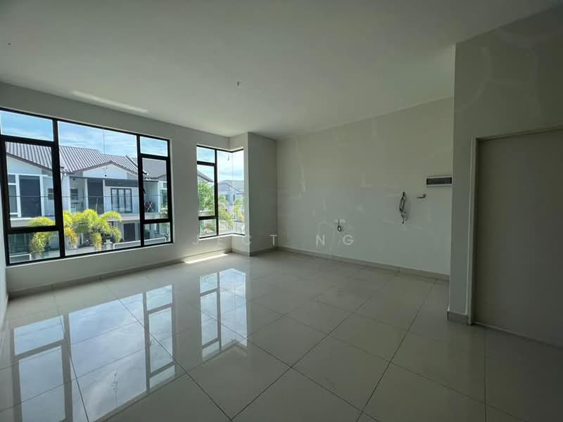Rumah Teres 2 Tingkat untuk Dijual di Selayang (Selangor) - Ject Ng - Living Room - PropertyGuru.com.my