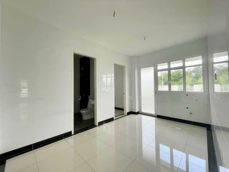 Rumah Teres 2 Tingkat untuk Dijual di Selayang (Selangor) - Ject Ng - Bathroom - PropertyGuru.com.my