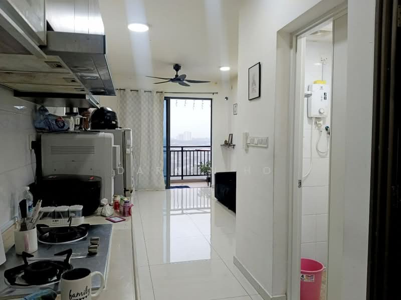 Servis Apartment untuk Dijual di Country Garden Central Park - Darren Ho - Kitchen - PropertyGuru.com.my