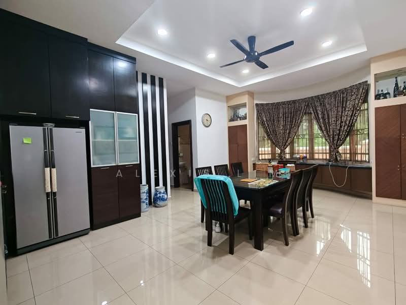 Rumah Banglo untuk Dijual di Teluk Pulai (Klang) - Alexis Lim - Dining Room - PropertyGuru.com.my