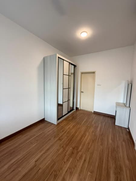 Apartment for Rent at Summit @ Lagoon Residences - CN Wang - Bedroom - PropertyGuru.com.my