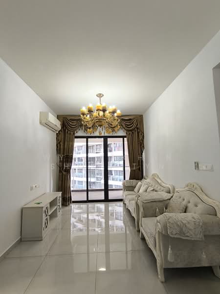Condominium for Rent at Bay Point @ Country Garden Danga Bay - Wyatt Chan Shoou Tyn - Living Room - PropertyGuru.com.my