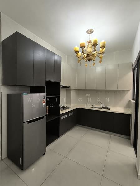 Condominium for Rent at Bay Point @ Country Garden Danga Bay - Wyatt Chan Shoou Tyn - Kitchen - PropertyGuru.com.my