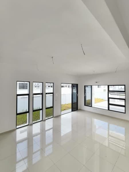 Rumah Teres untuk Dijual di Taman Desa Tebrau (Tebrau) - Genki Yap - Living Room - PropertyGuru.com.my