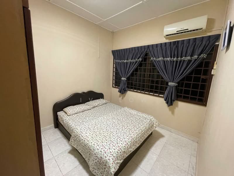 Rumah Berkembar untuk Dijual di Taman Bukit Tiram (Ulu Tiram) - Ivy Low - Bedroom - PropertyGuru.com.my