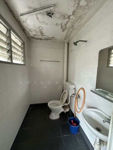 Rumah Teres 2 Tingkat untuk Dijual di Bandar Sunway (Sunway) - Anthony Lim - Bathroom - PropertyGuru.com.my