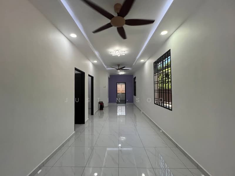 1-storey Terraced House for Sale in Pulai (Johor) - Justin Soo - Corridor - PropertyGuru.com.my