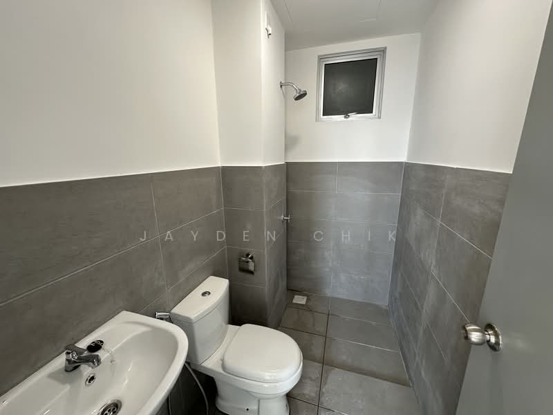 Servis Apartment untuk Disewa di Prestige Residence - Jayden Chik - Bathroom - PropertyGuru.com.my