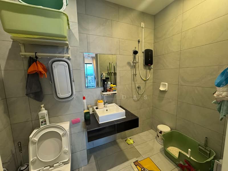 Service Residence for Sale at Sky Trees - Kyle Das - Bathroom - PropertyGuru.com.my