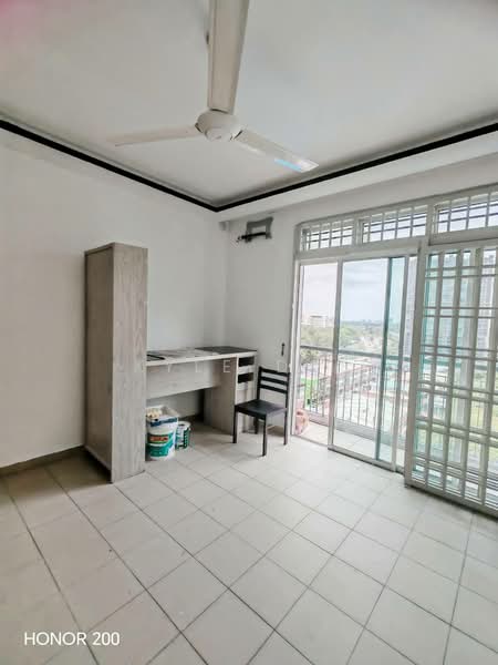Apartment for Sale at Lake View Suites - Kyle Das - Study - PropertyGuru.com.my