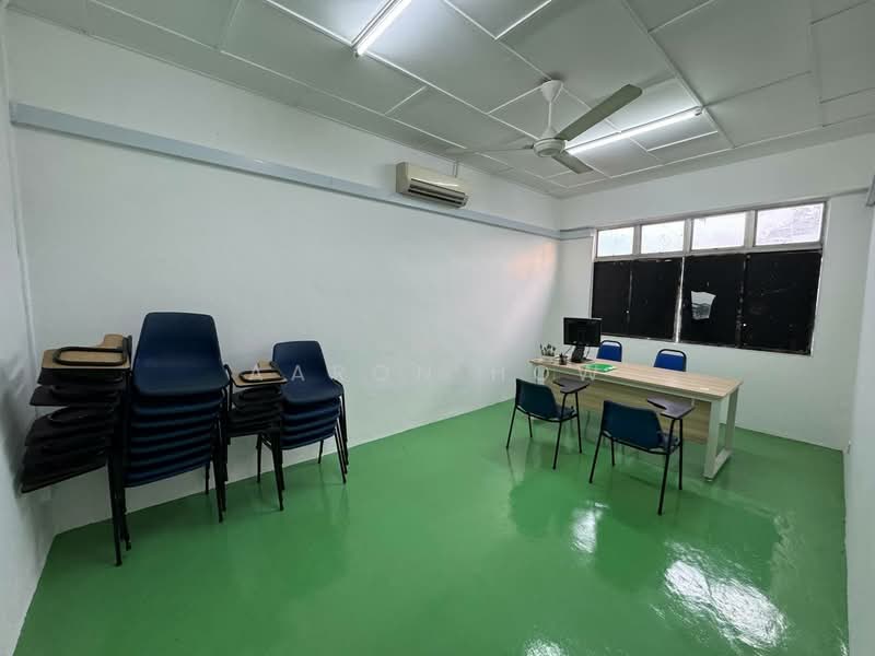 Kedai / Pejabat untuk Disewa di Taman Puteri Wangsa (Ulu Tiram) - Aaron How - Interior - PropertyGuru.com.my