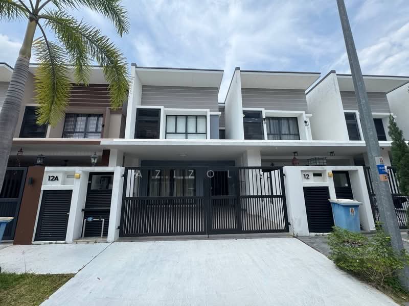 2-storey Terraced House for Sale in Bandar Rimbayu (Telok Panglima Garang) - Azizol . - PropertyGuru.com.my
