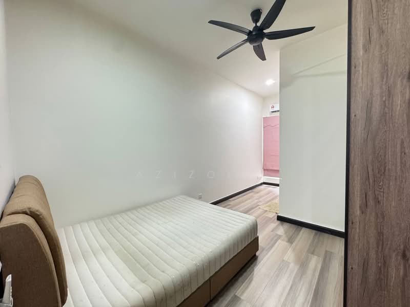 2-storey Terraced House for Sale in Bandar Rimbayu (Telok Panglima Garang) - Azizol . - PropertyGuru.com.my