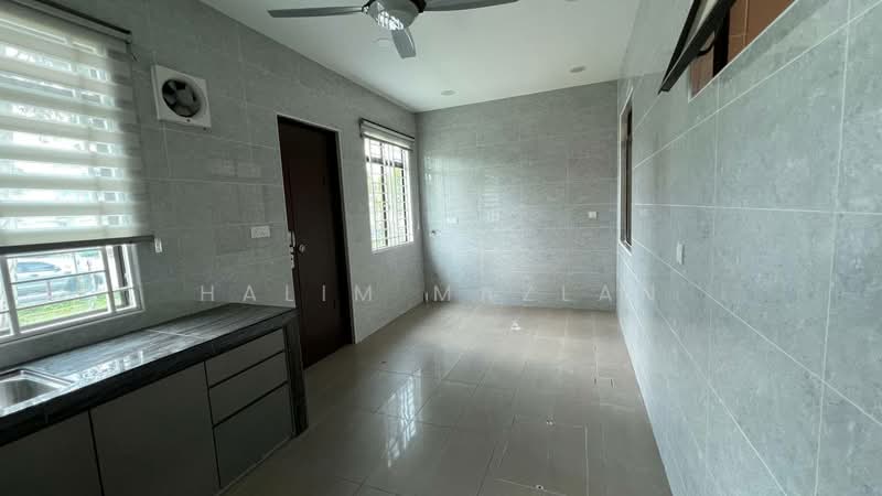 2-storey Terraced House for Rent in Ceria Residence (Cyberjaya) - Halim Mazlan - Kitchen - PropertyGuru.com.my