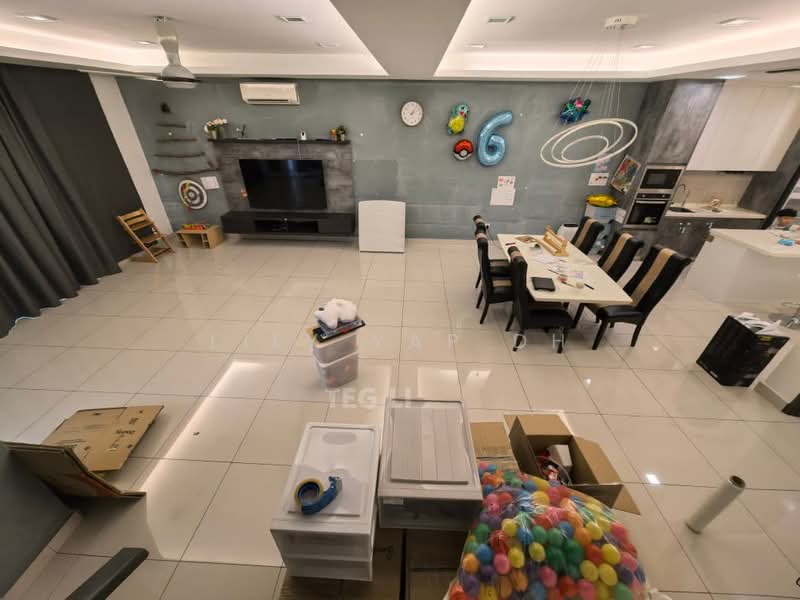Rumah Teres untuk Dijual di Bandar Parklands (Klang) - Lily Yap DH - Living Room - PropertyGuru.com.my