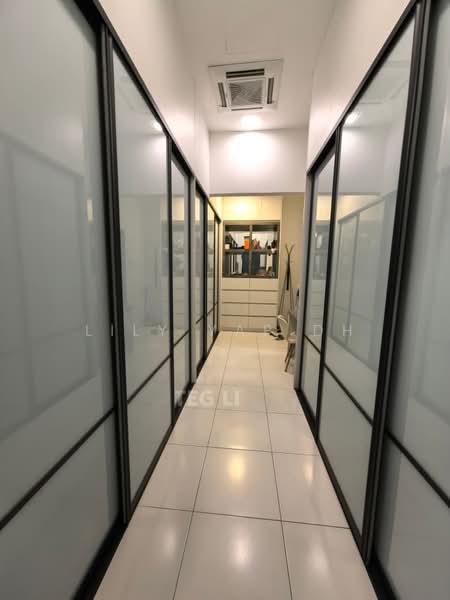 Rumah Teres untuk Dijual di Bandar Parklands (Klang) - Lily Yap DH - Corridor - PropertyGuru.com.my