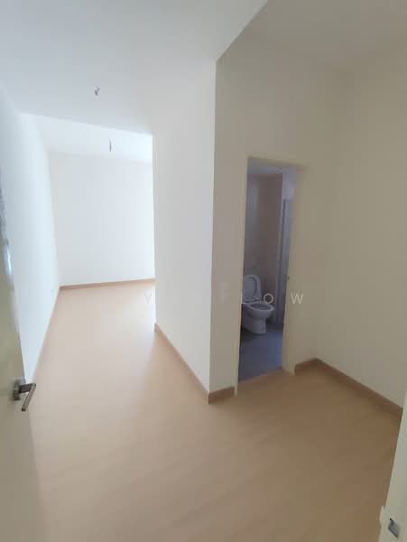 Kondominium untuk Dijual di Brezza Hill - Joyce Low - Corridor - PropertyGuru.com.my